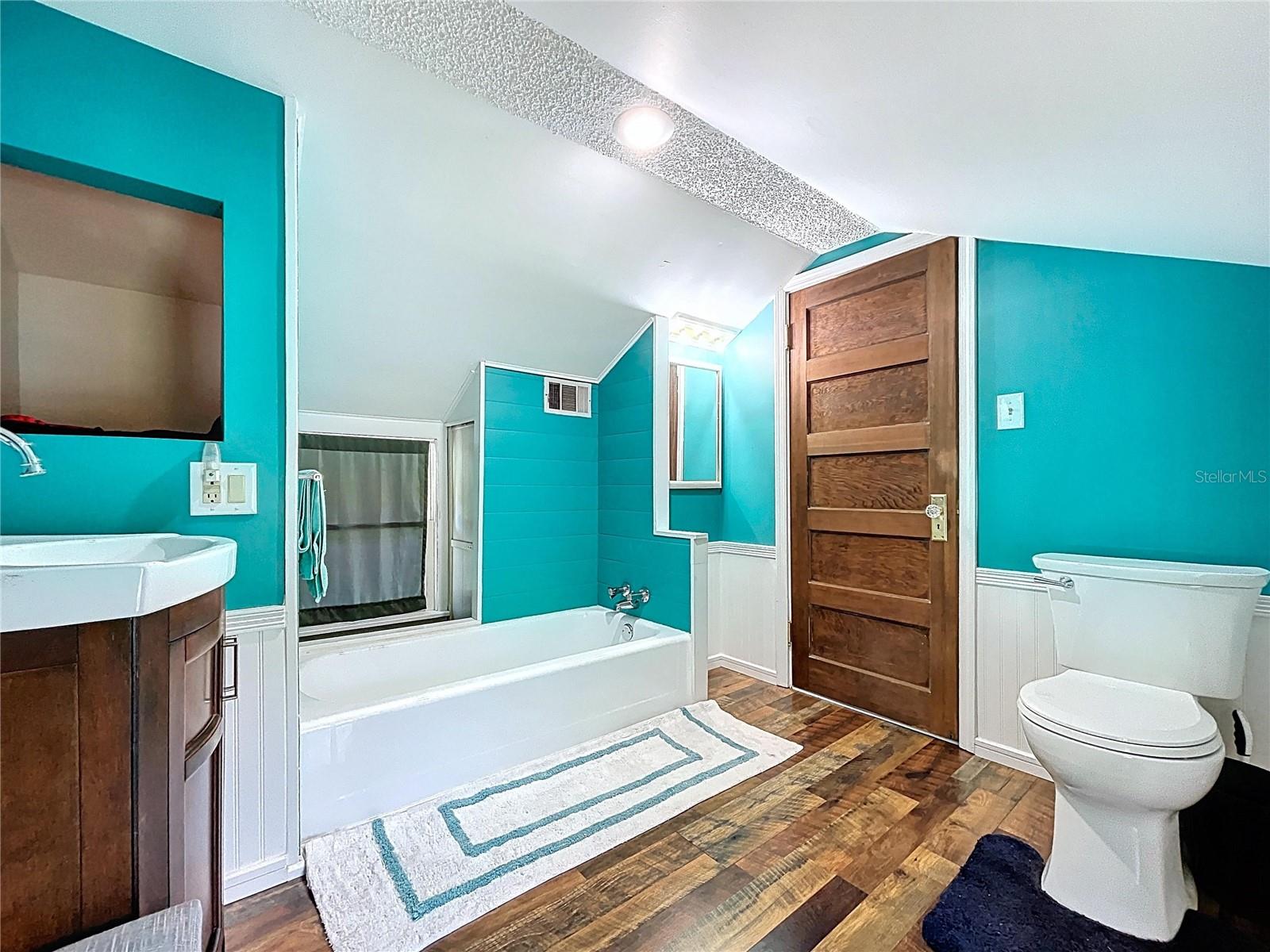 Image 35 of 62 For 363 14th Street Nw