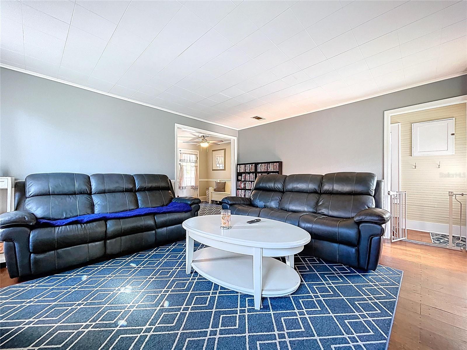 Image 6 of 62 For 363 14th Street Nw