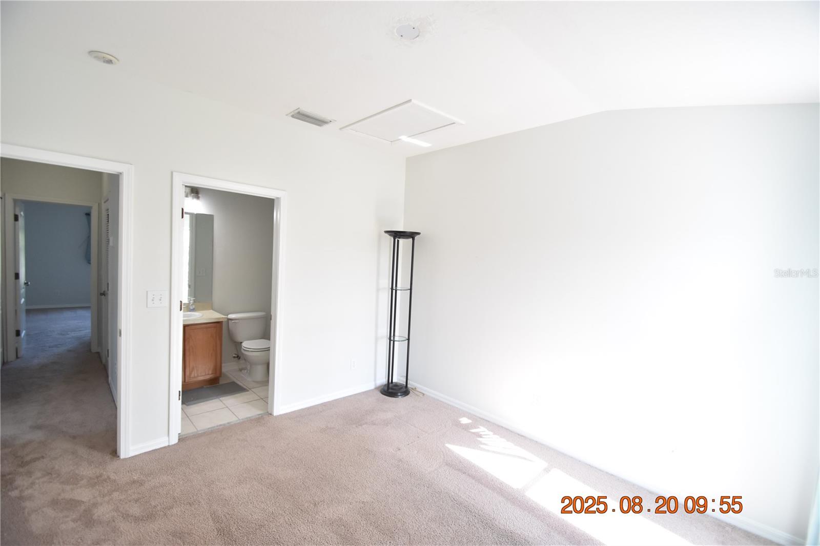 Image 21 of 34 For 12378 Foxmoor Peak Drive