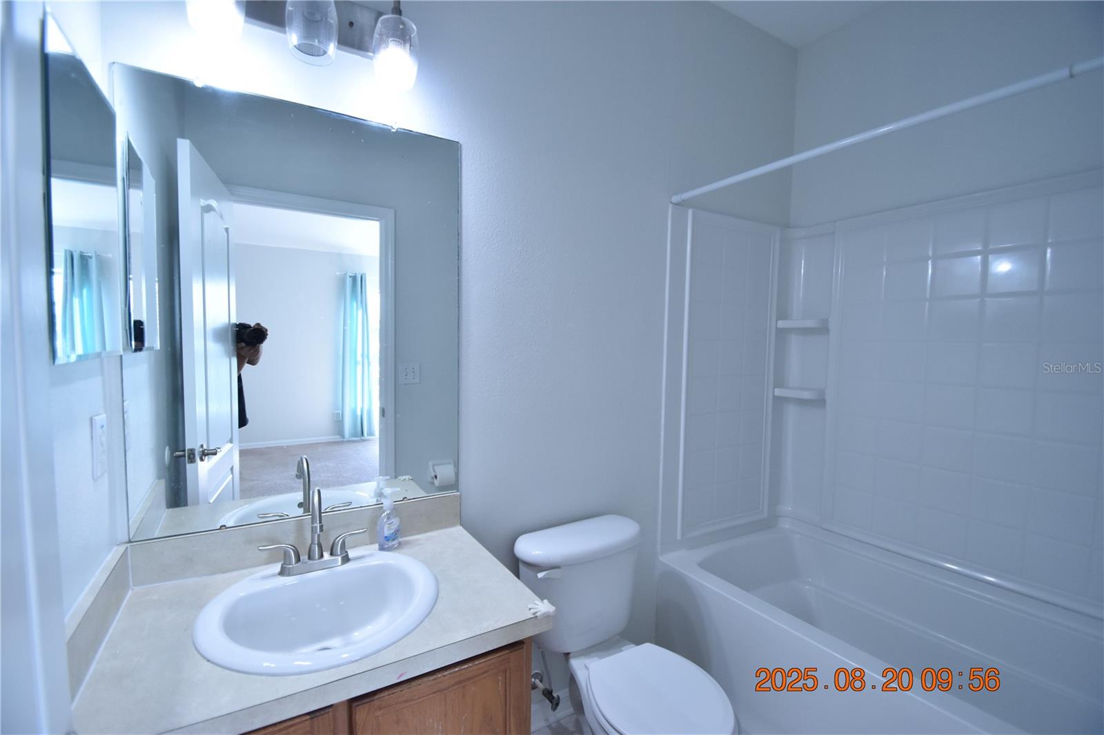 Image 23 of 34 For 12378 Foxmoor Peak Drive