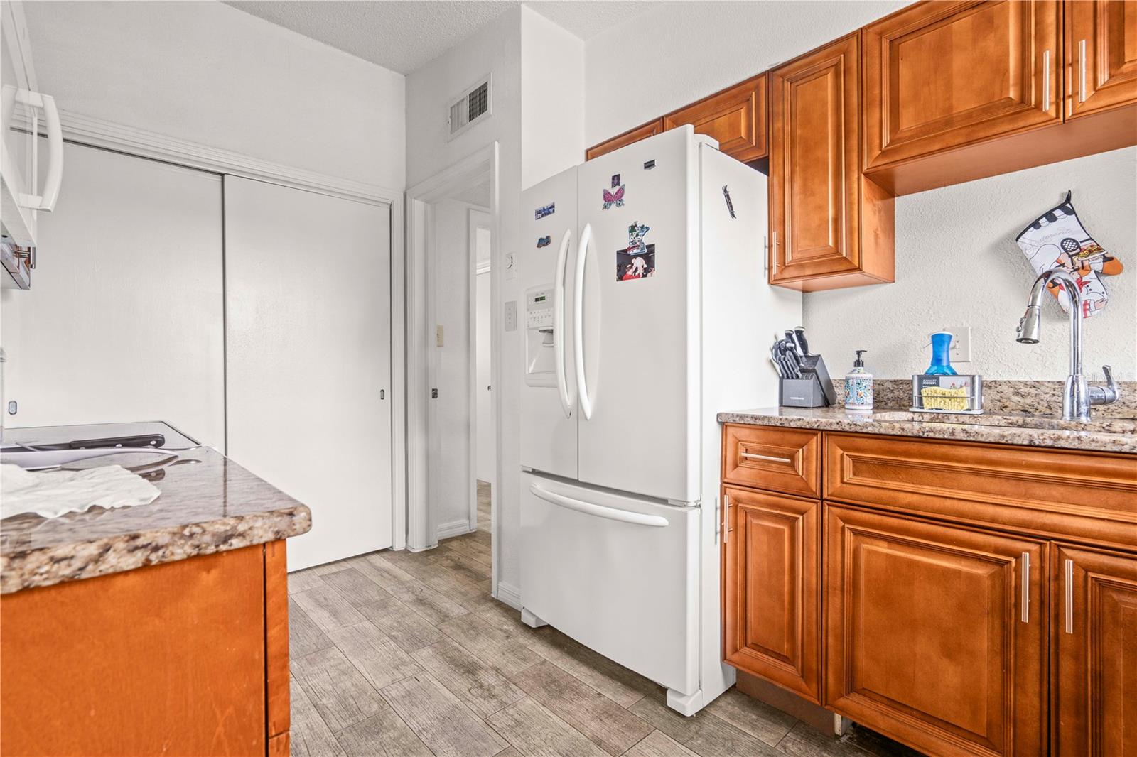 Image 15 of 41 For 3014 Patterson Street