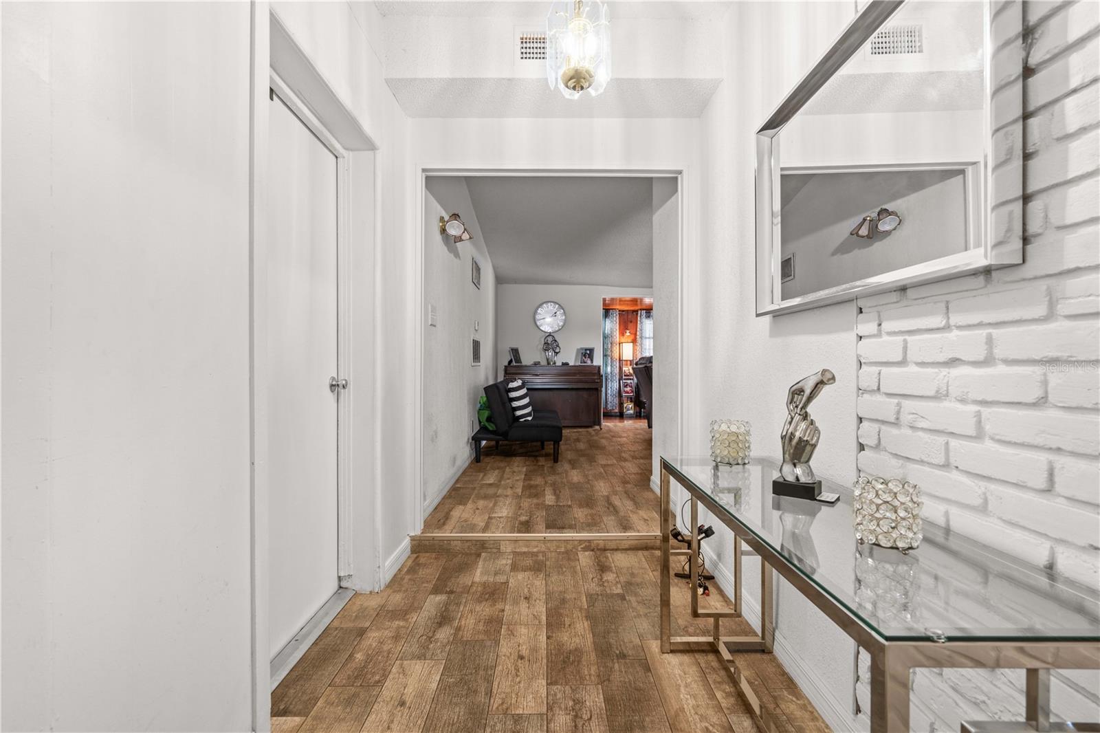 Image 8 of 41 For 3014 Patterson Street