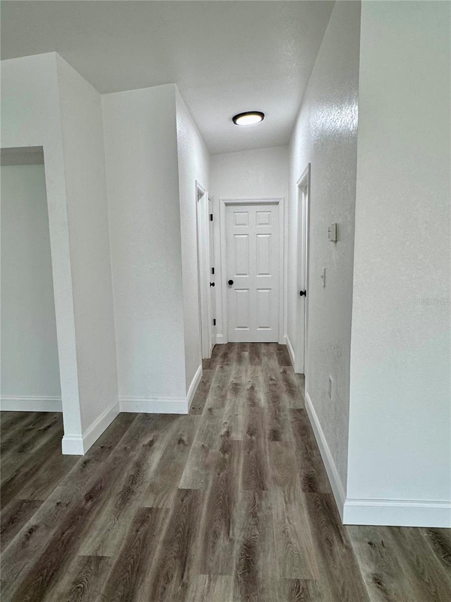 Image 3 of 24 For 738 Strain Boulevard