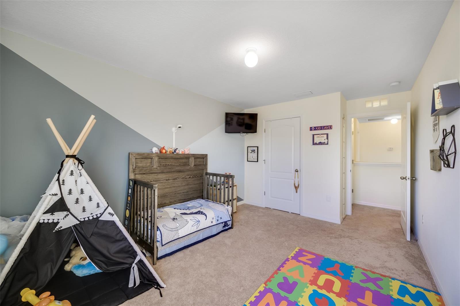 Image 21 of 22 For 10530 Whispering Hammock Drive