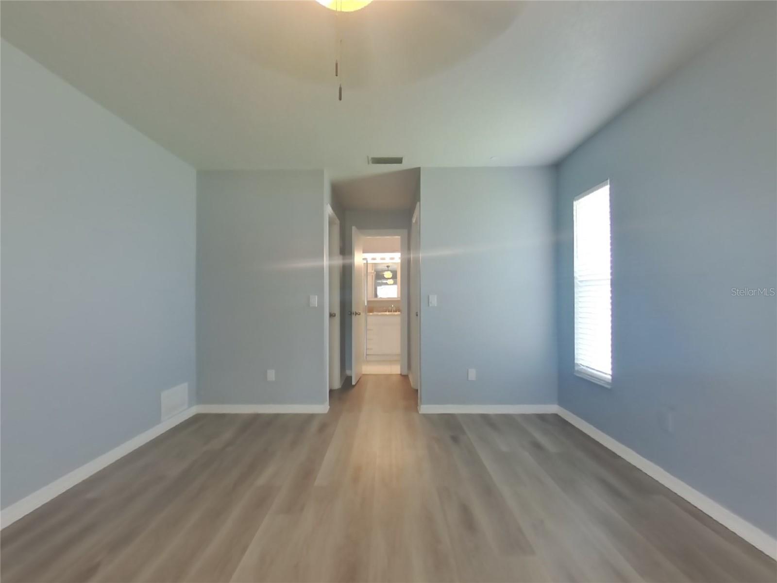 Image 7 of 15 For 99 Sandhurst Drive