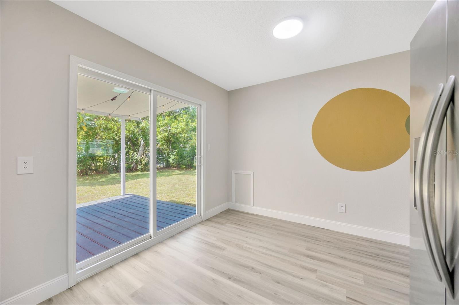 Image 11 of 37 For 5242 45th Avenue N