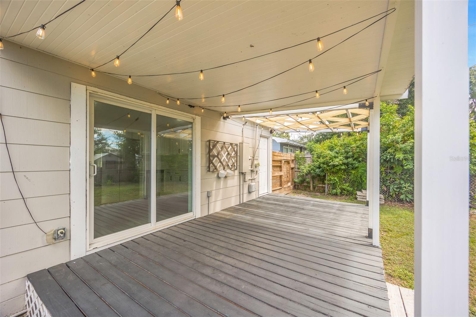 Image 14 of 37 For 5242 45th Avenue N