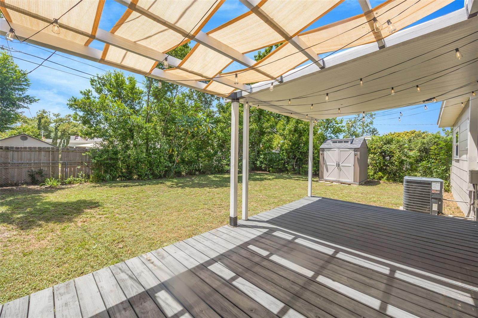 Image 16 of 37 For 5242 45th Avenue N