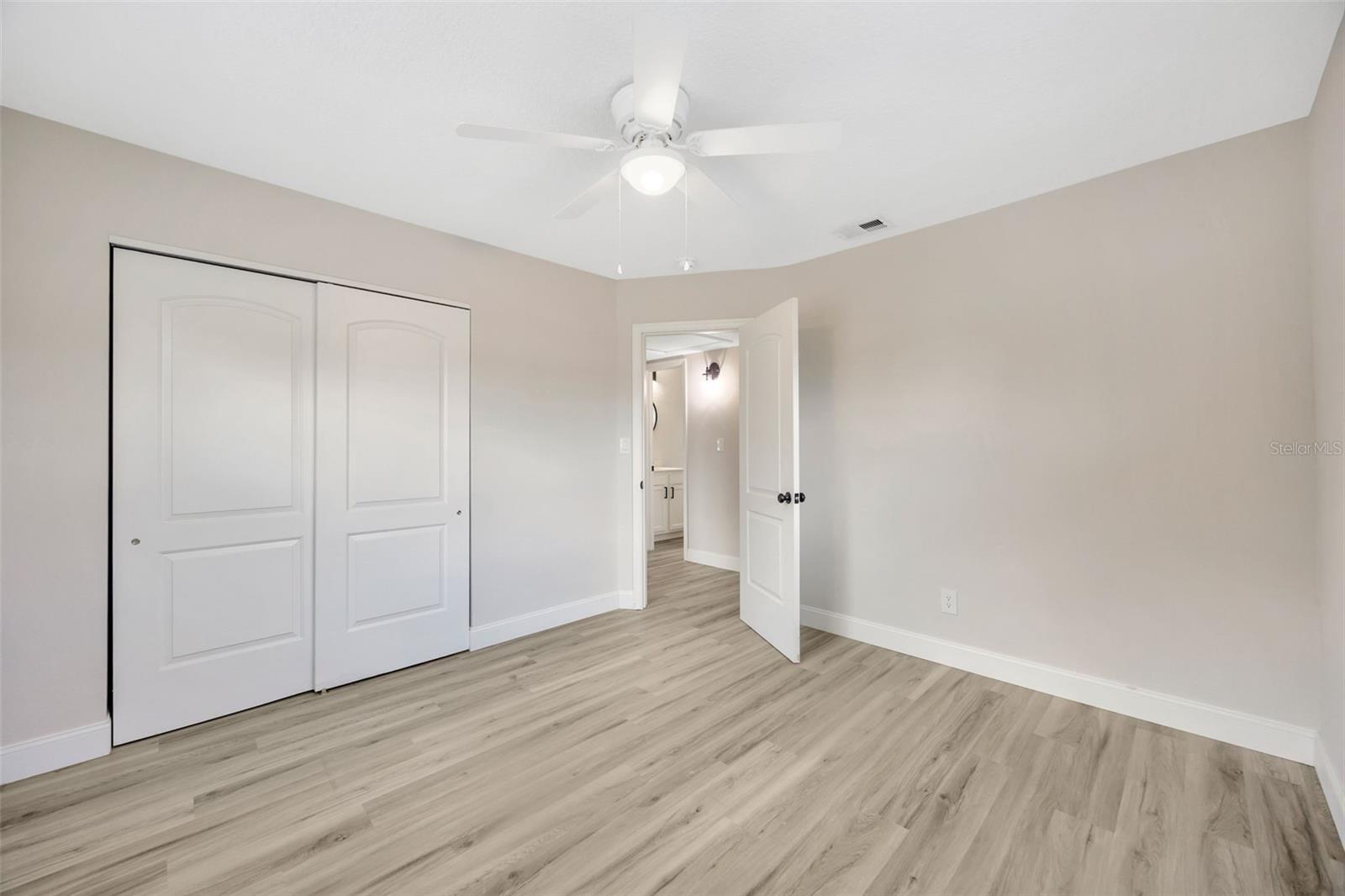 Image 30 of 37 For 5242 45th Avenue N