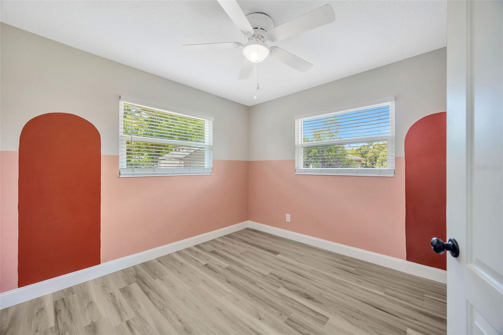 Image 32 of 37 For 5242 45th Avenue N