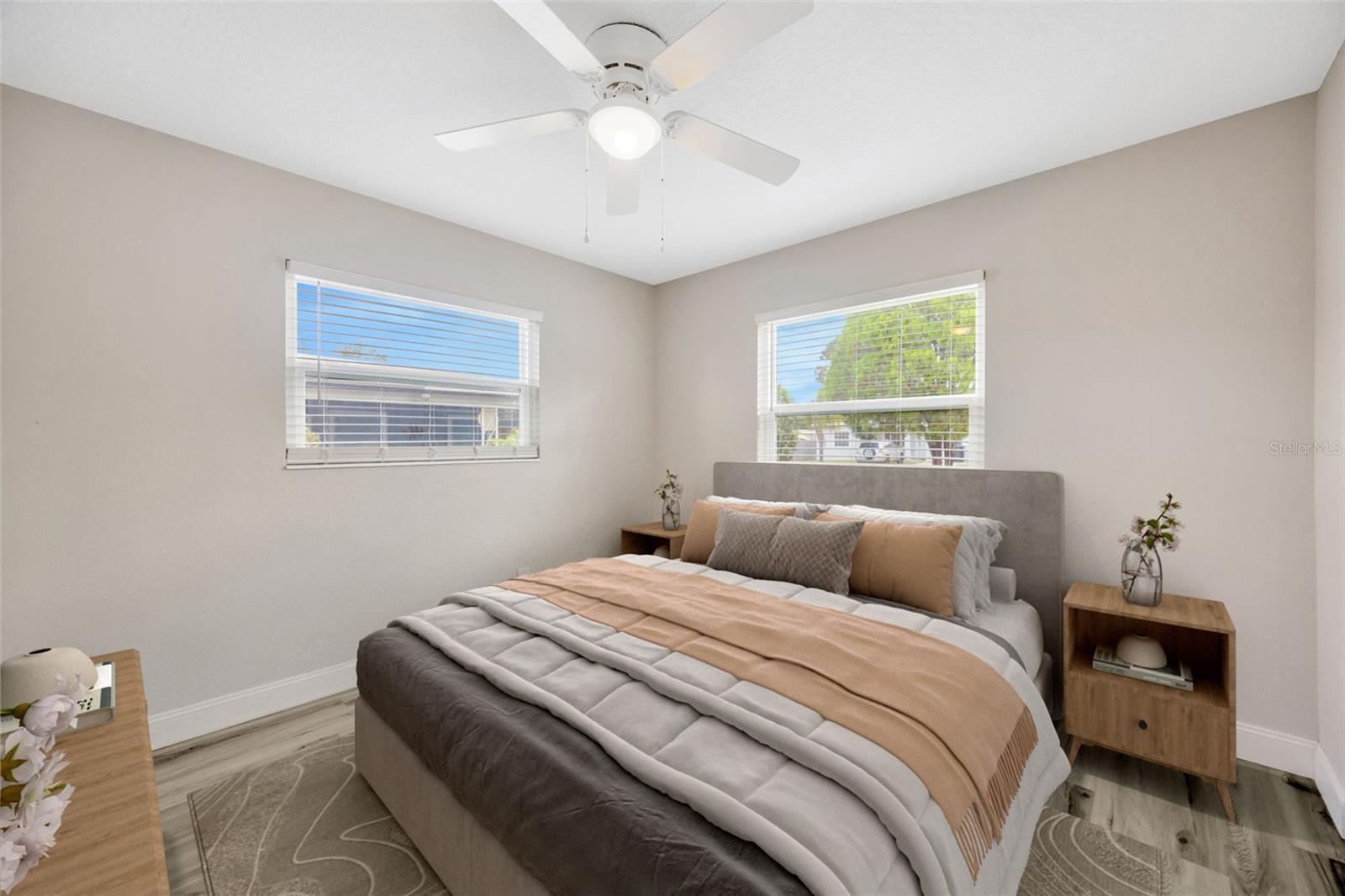 Image 4 of 37 For 5242 45th Avenue N