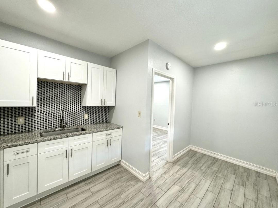 Image 4 of 11 For 1411 24th Avenue B