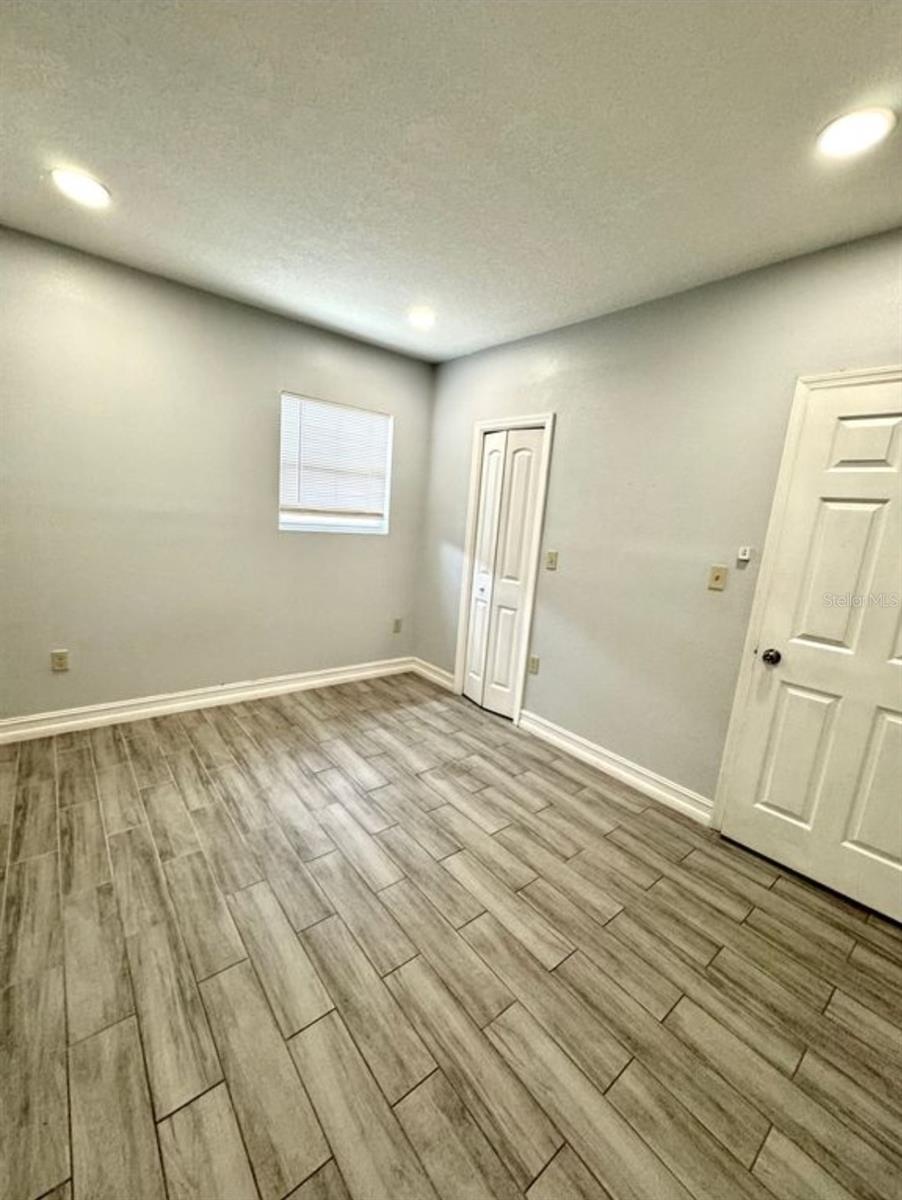 Image 7 of 11 For 1411 24th Avenue B