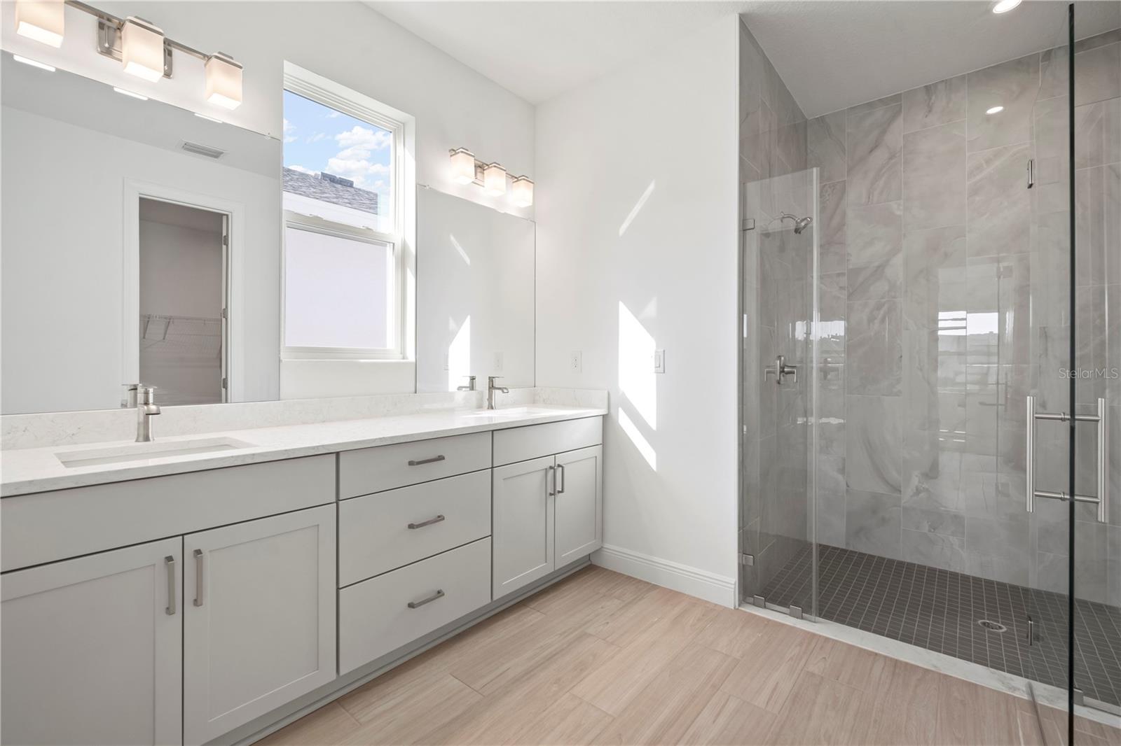 Image 16 of 28 For 2953 Stewart Creek Circle