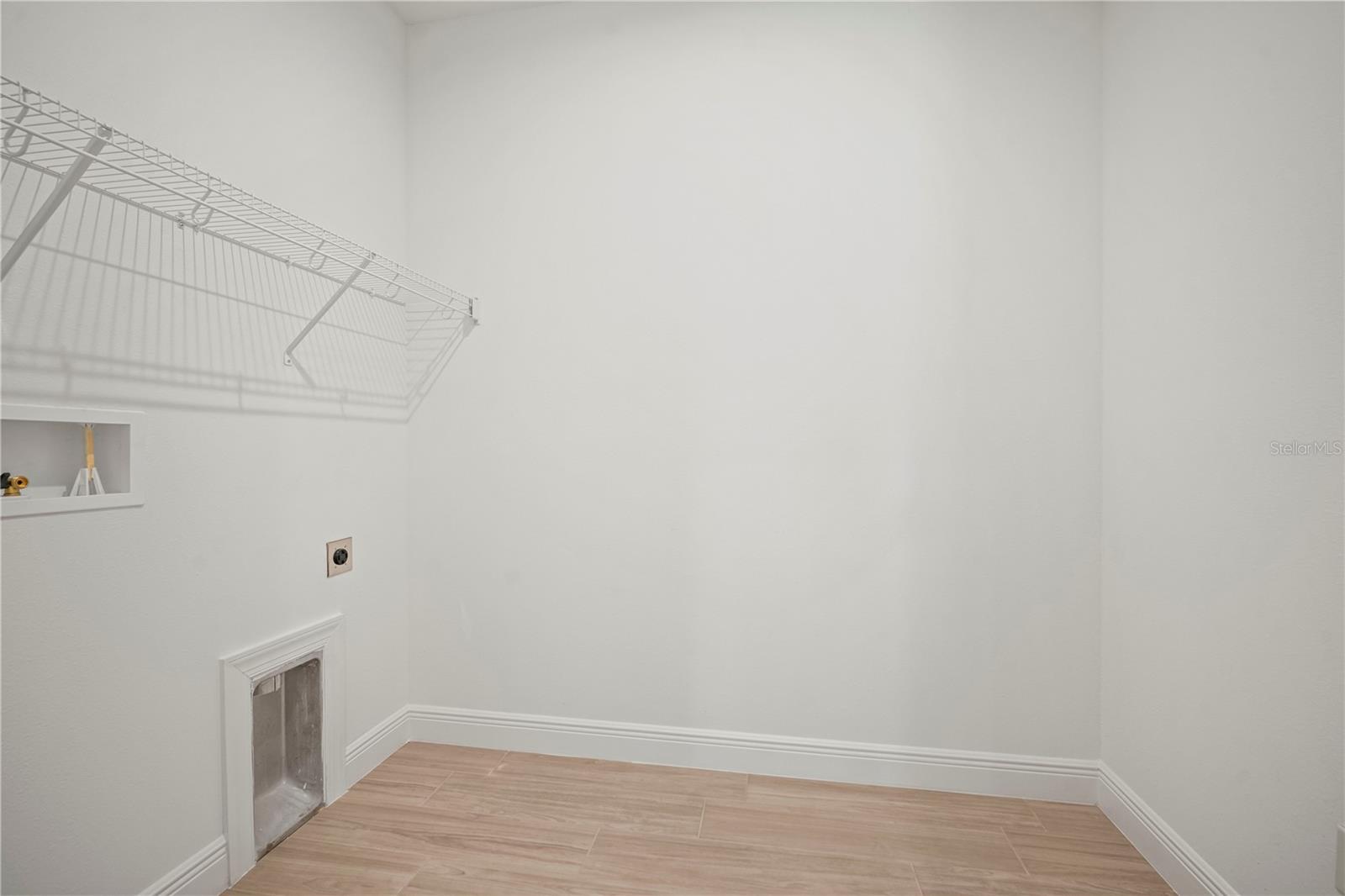 Image 22 of 28 For 2953 Stewart Creek Circle