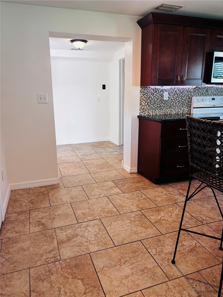 Image 8 of 27 For 2151 Fulton Way