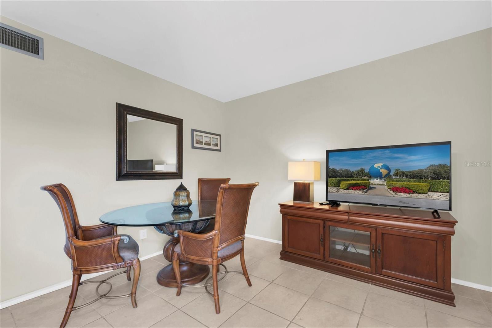 Image 9 of 26 For 2042 Australia Way W 78