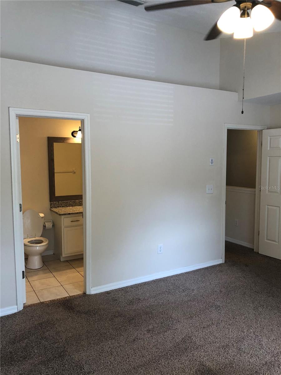 Image 10 of 15 For 2212 Golden Oak Lane 2212