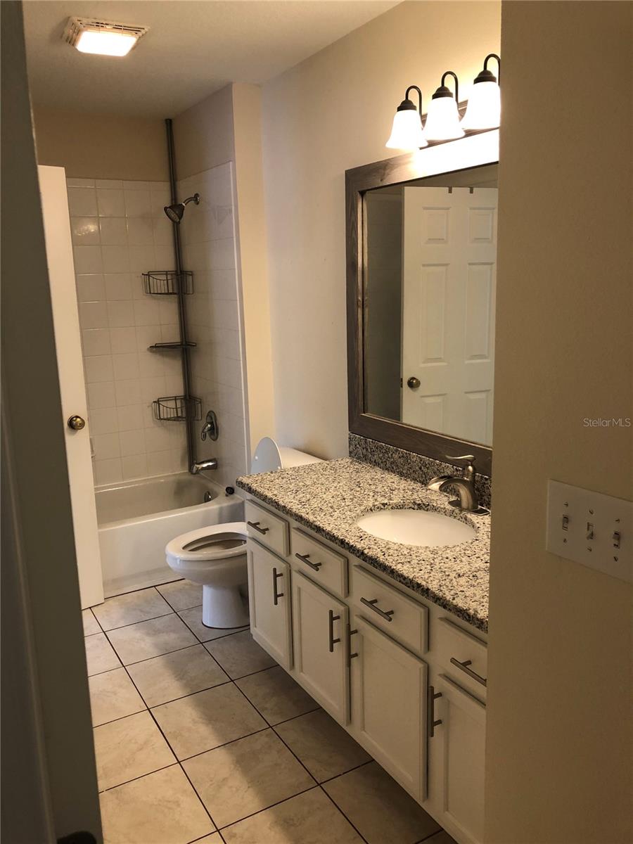 Image 12 of 15 For 2212 Golden Oak Lane 2212