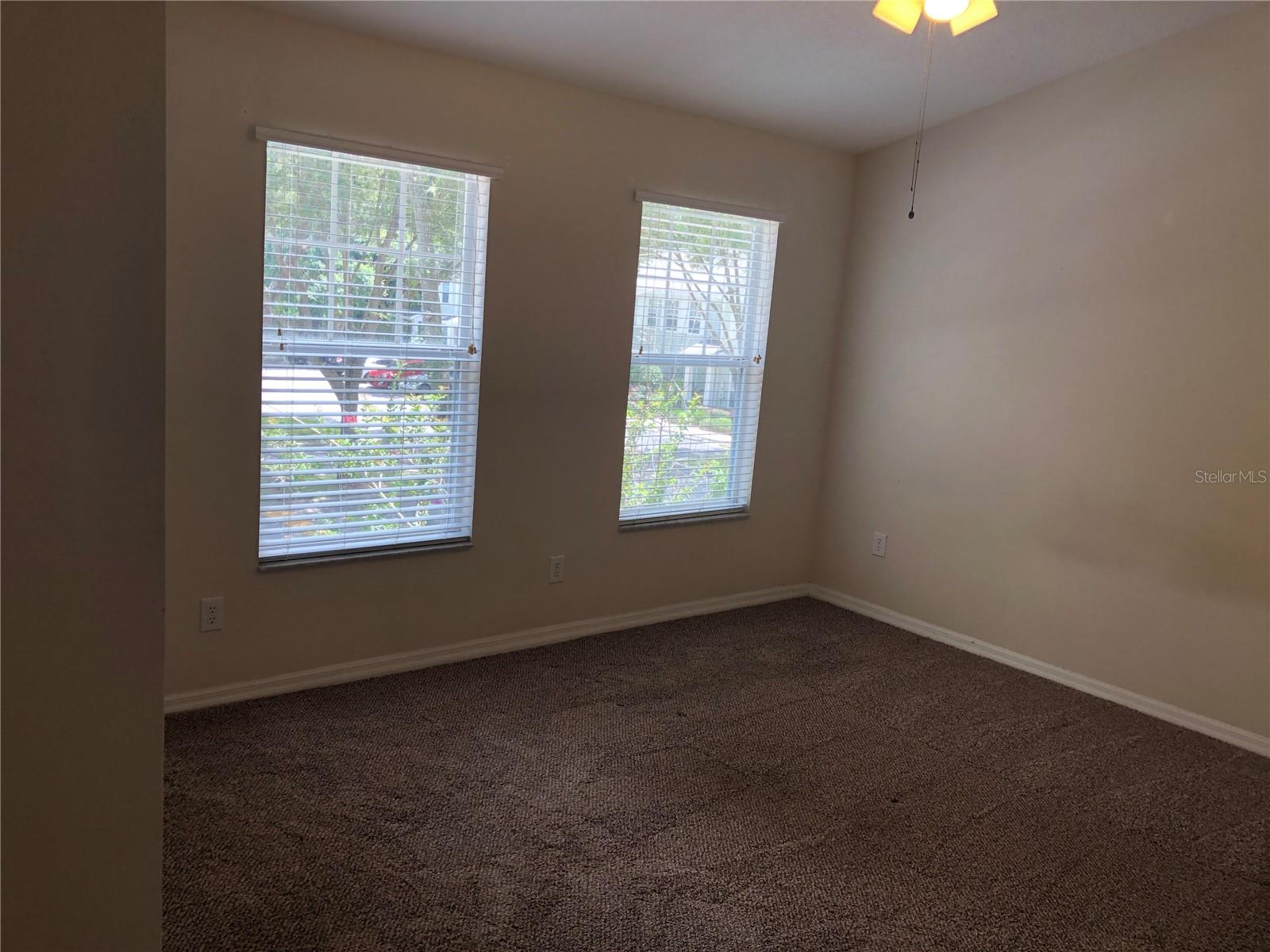 Image 9 of 15 For 2212 Golden Oak Lane 2212