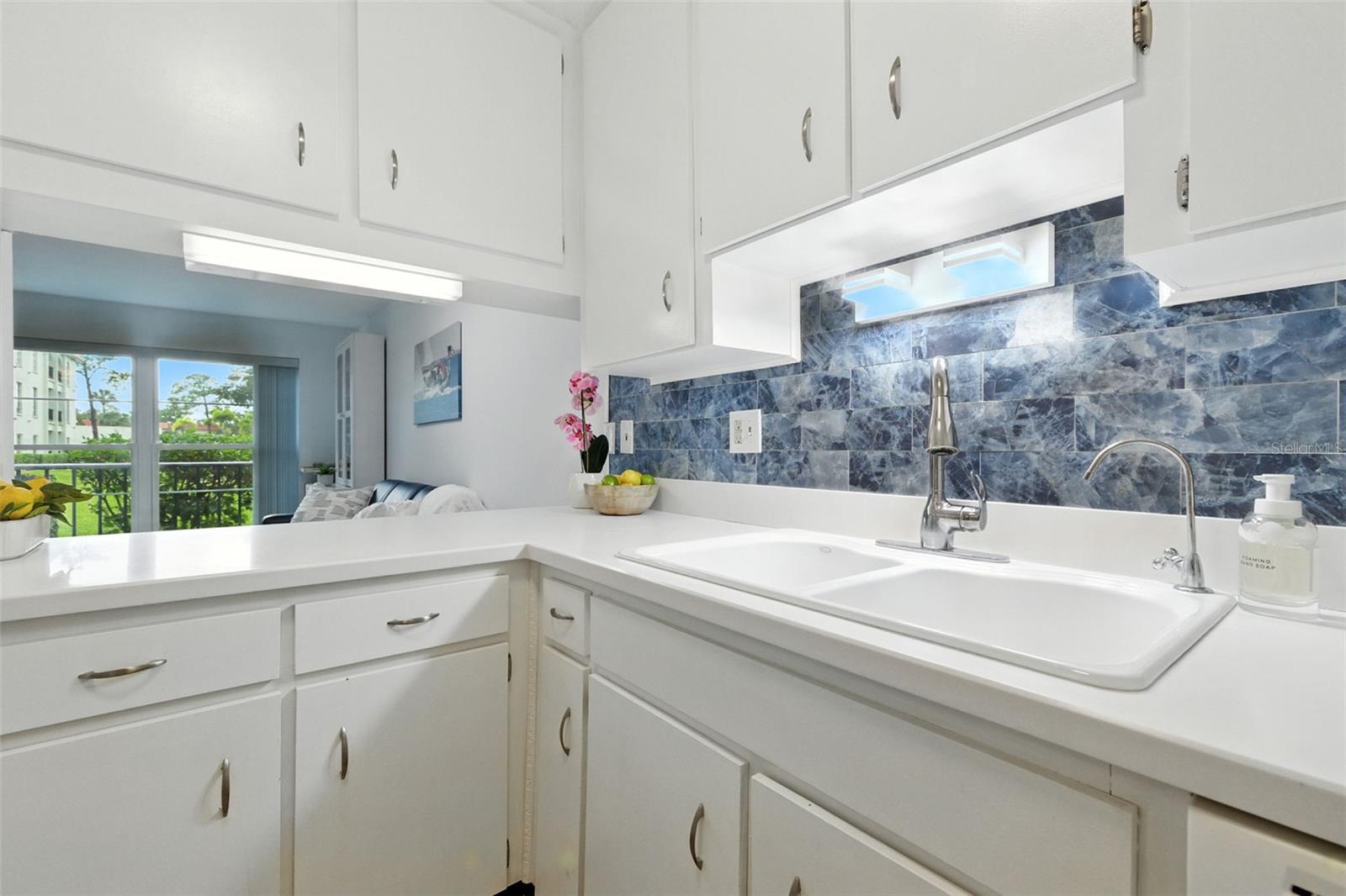 Image 11 of 40 For 2700 Bayshore Boulevard 4102