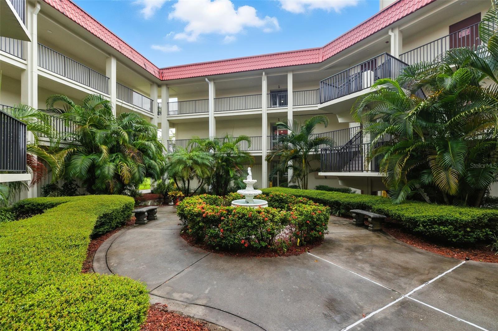 Image 3 of 40 For 2700 Bayshore Boulevard 4102