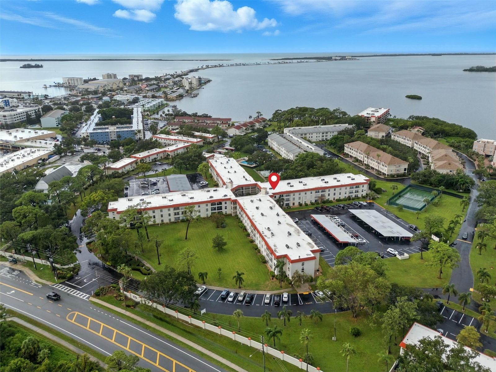 Image 33 of 40 For 2700 Bayshore Boulevard 4102