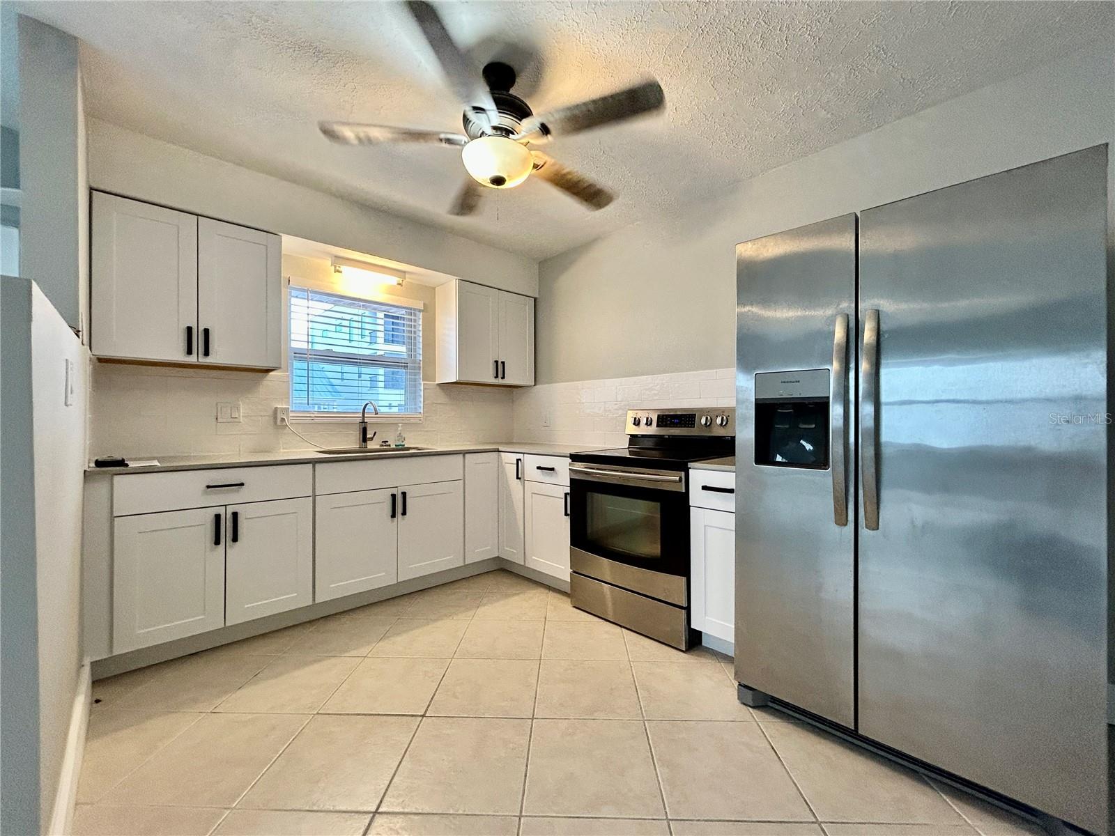 Image 3 of 18 For 148 174th Terrace Drive E B