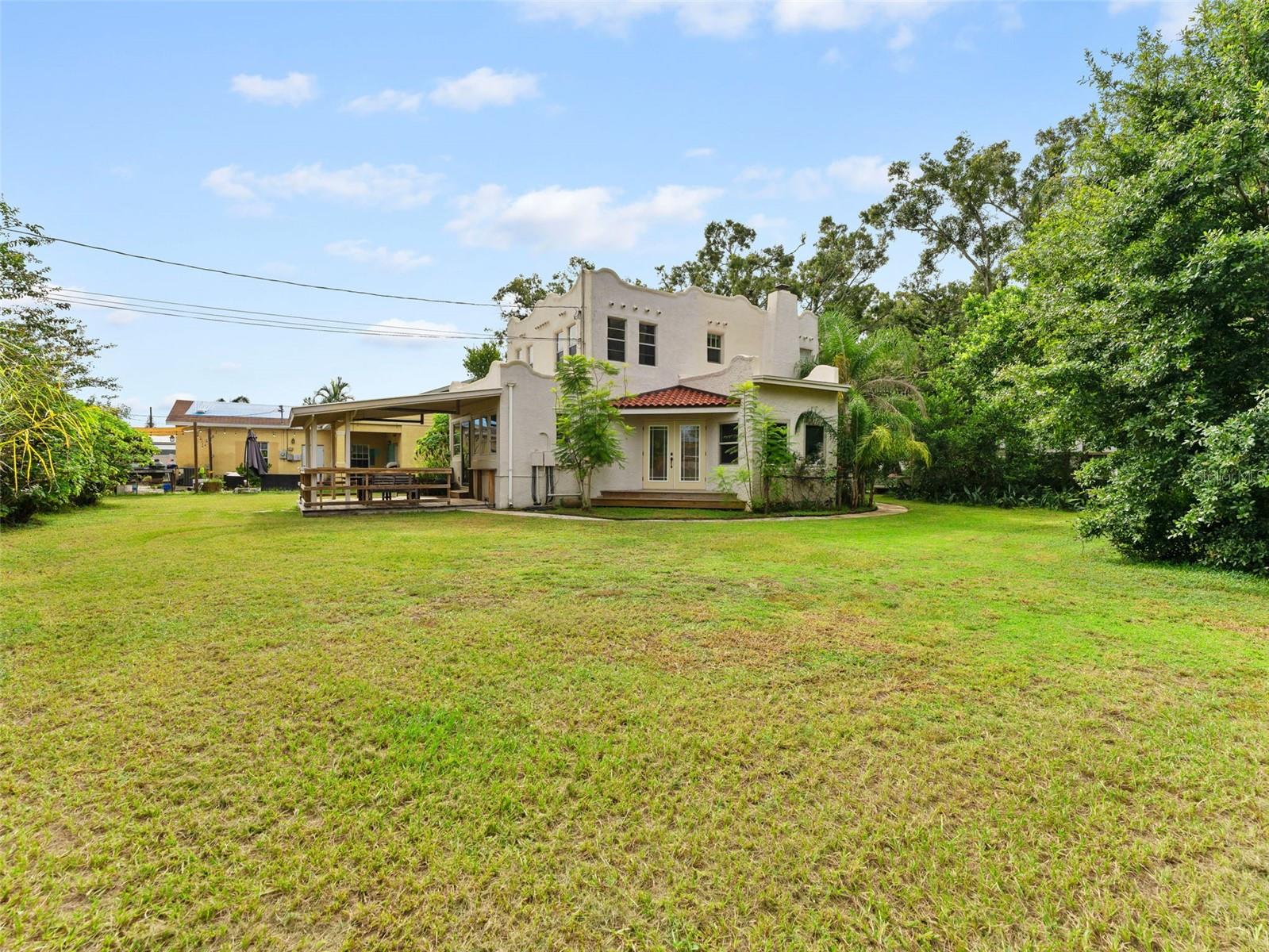 Image 31 of 41 For 2559 36th Avenue N