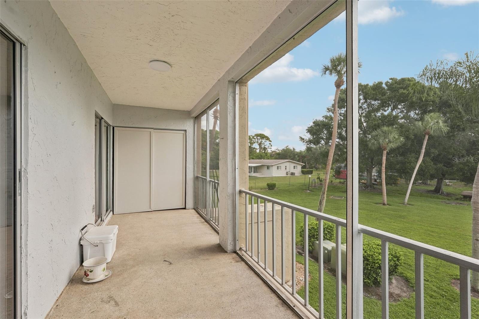 Image 23 of 27 For 3606 Lake Bayshore Drive K224