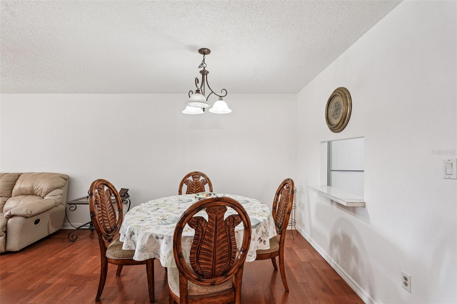 Image 8 of 27 For 3606 Lake Bayshore Drive K224