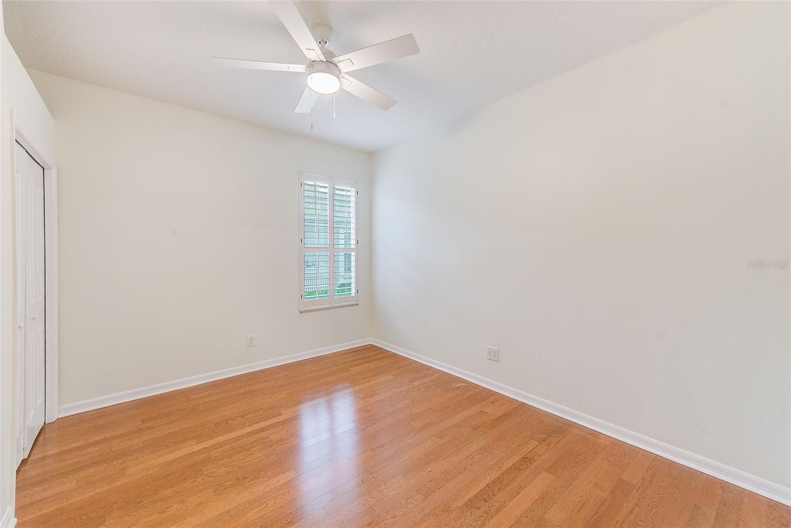 Image 27 of 43 For 8531 Acorn Ridge Court