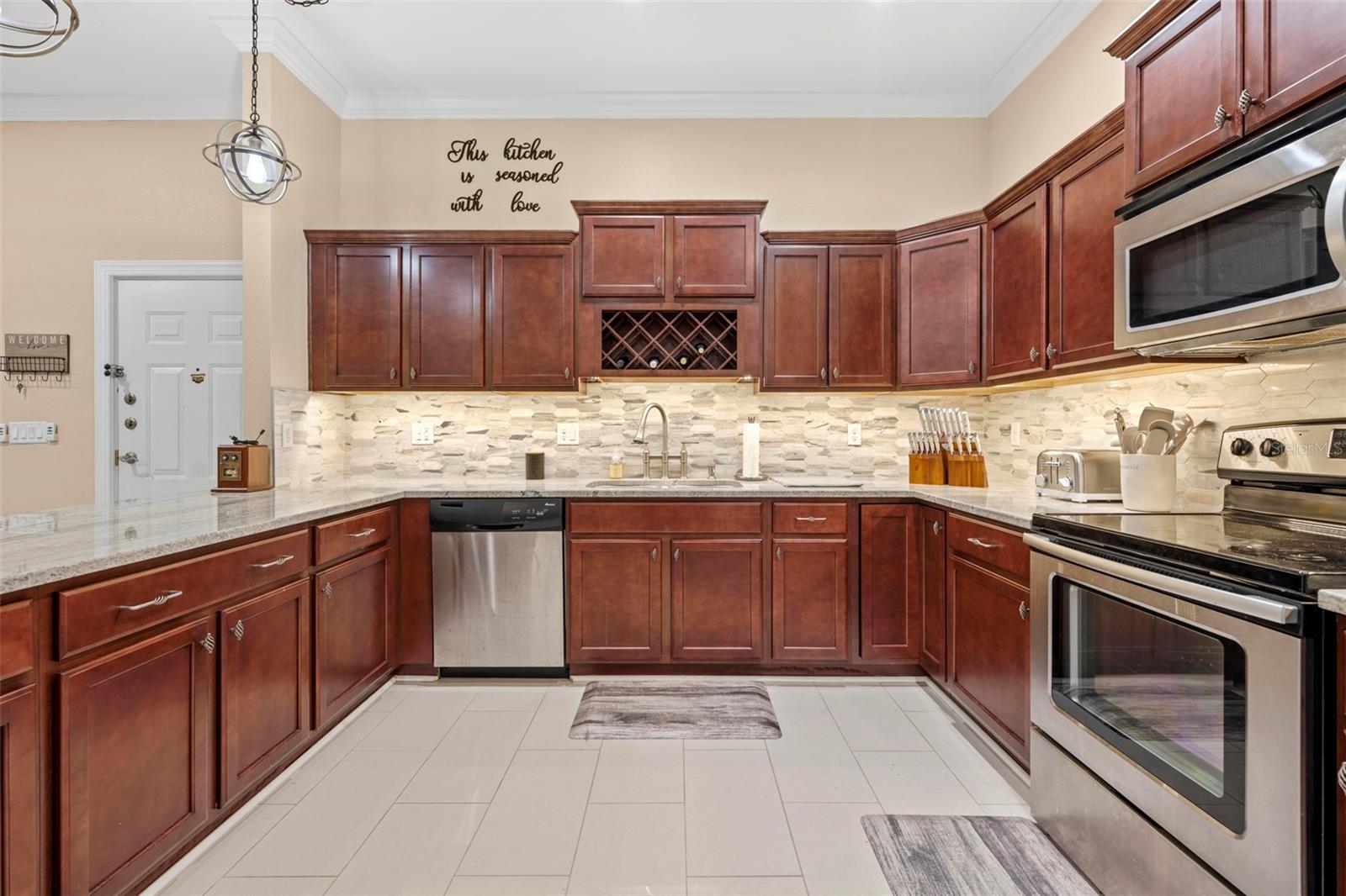 Image 18 of 48 For 8178 Southern Pines Drive 8176