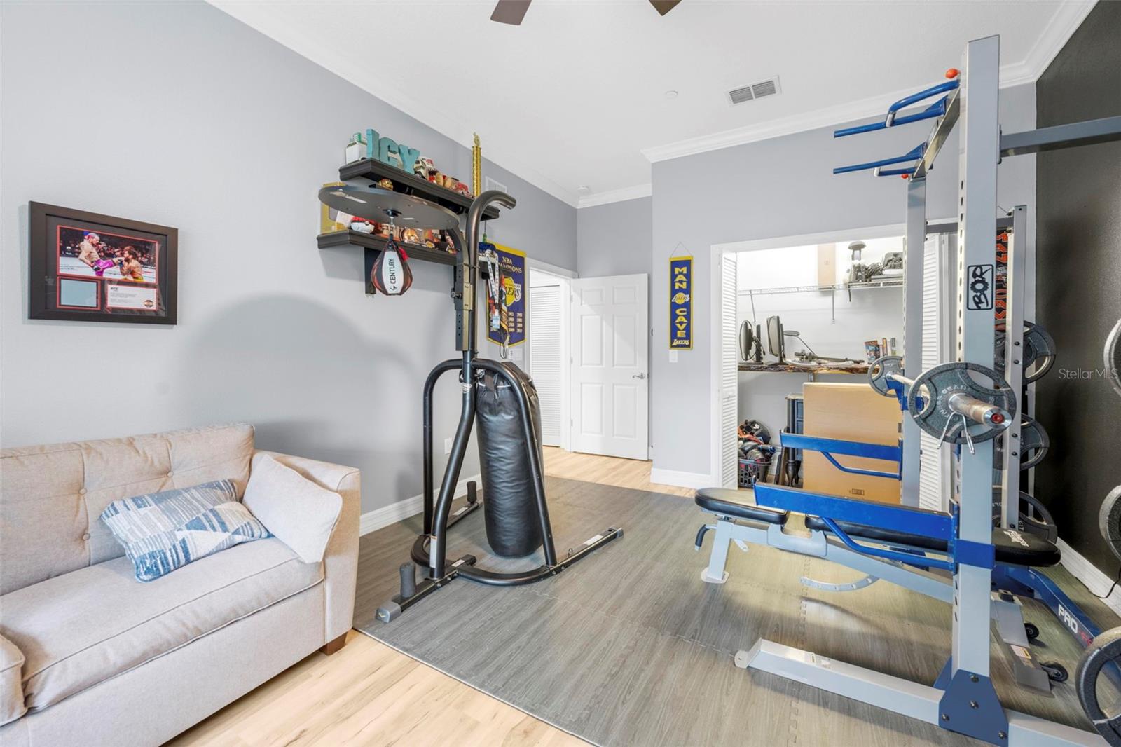 Image 37 of 48 For 8178 Southern Pines Drive 8176