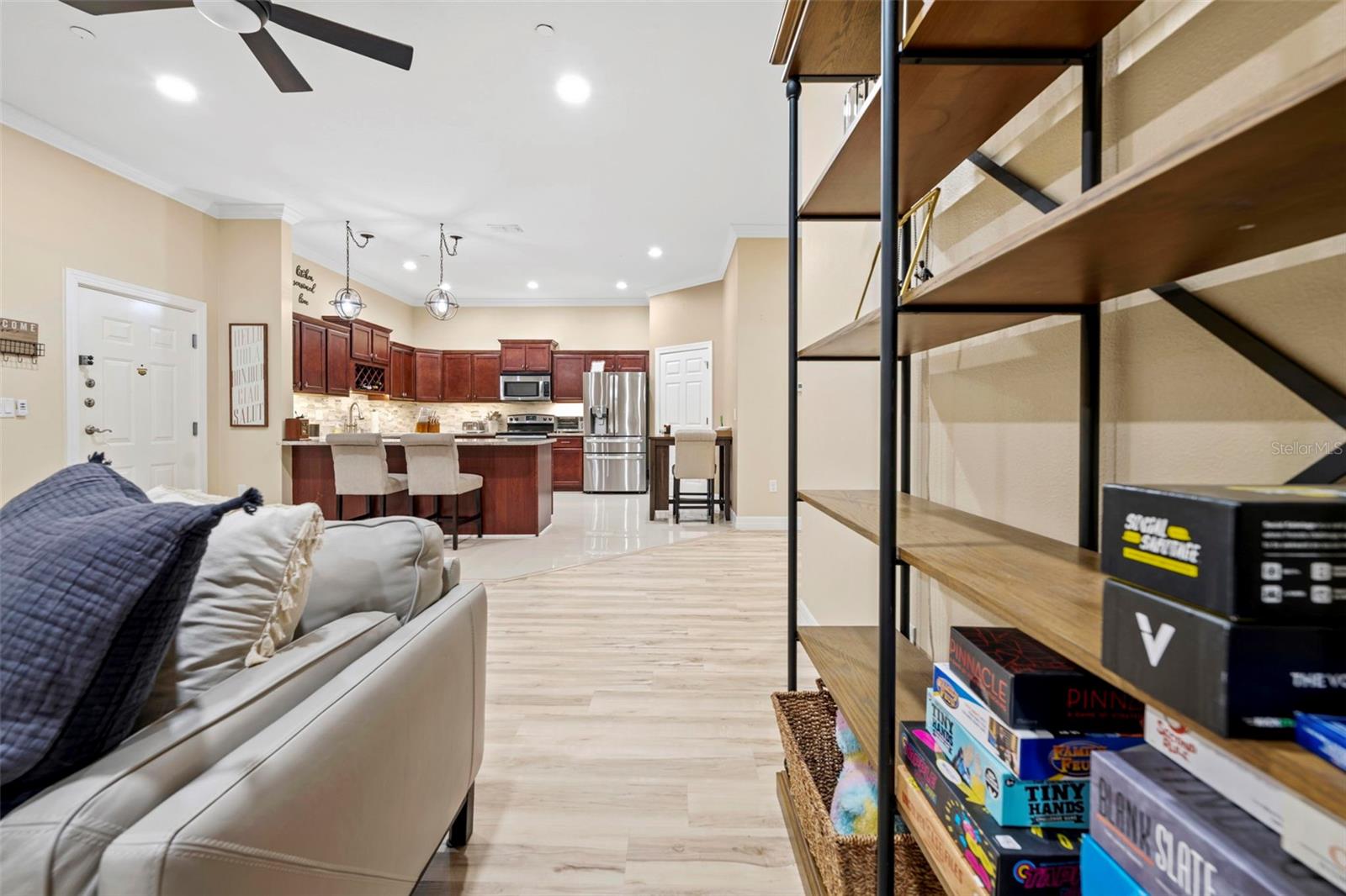 Image 4 of 48 For 8178 Southern Pines Drive 8176
