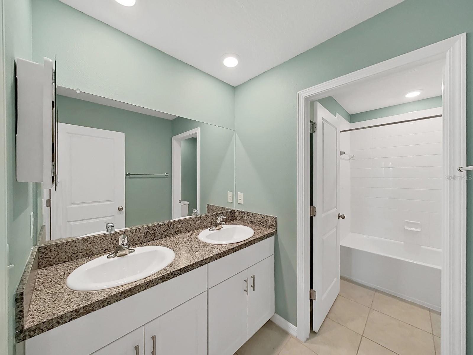 Image 38 of 65 For 13678 Sea Bridge Drive
