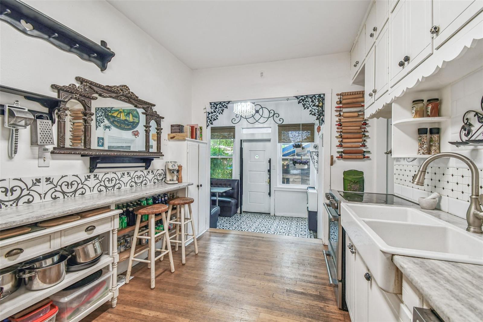 Image 60 of 97 For 3203 Yukon Street