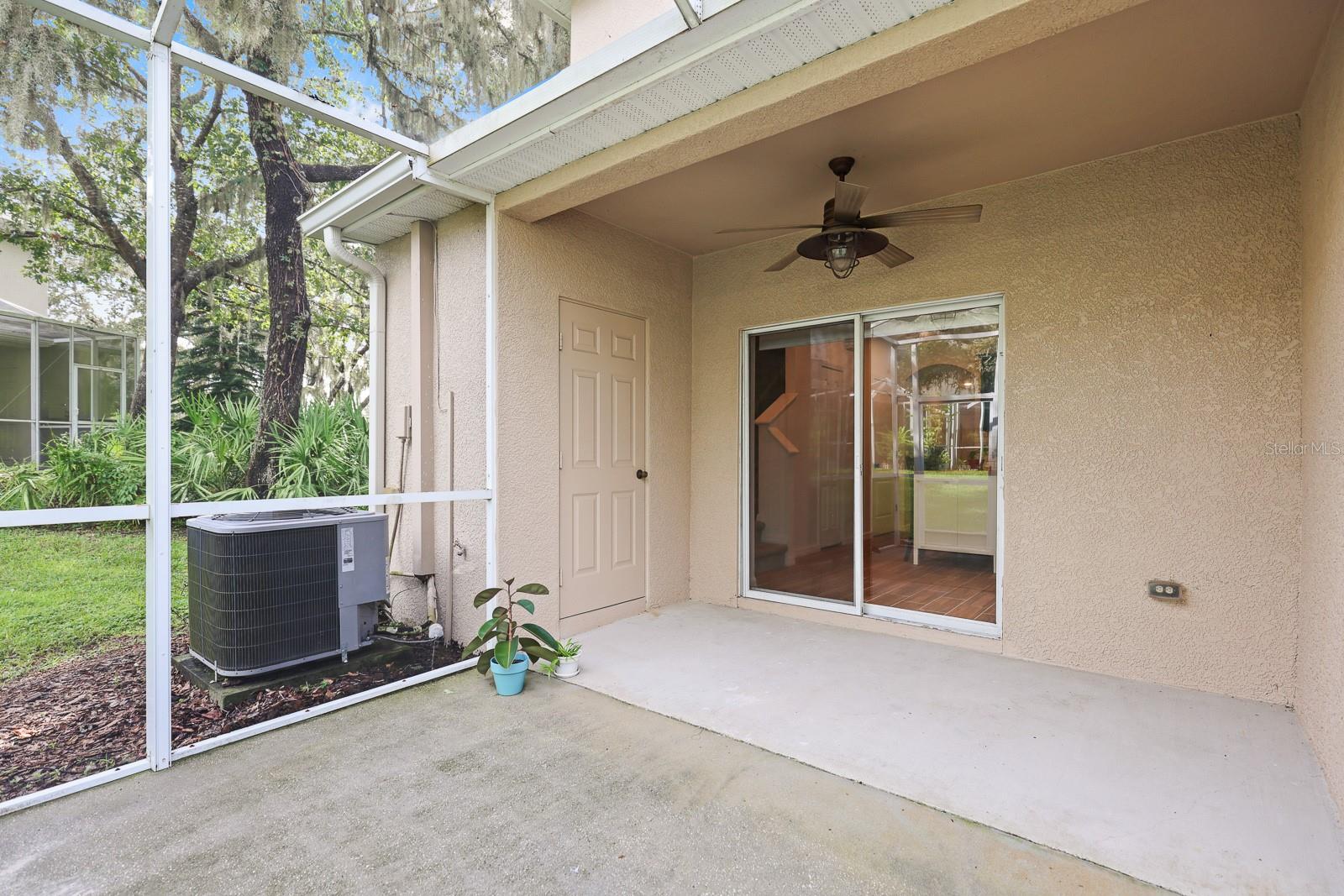Image 26 of 36 For 15928 Fishhawk View Drive