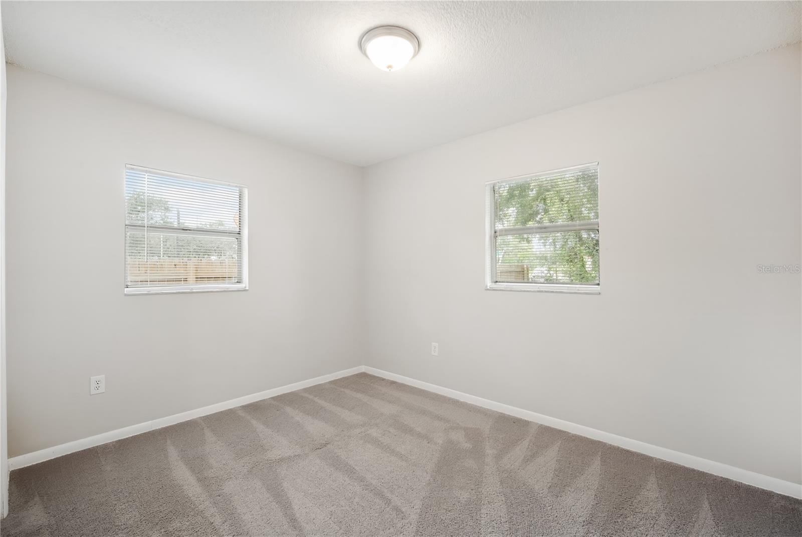 Image 10 of 21 For 9618 Pine Ridge Avenue