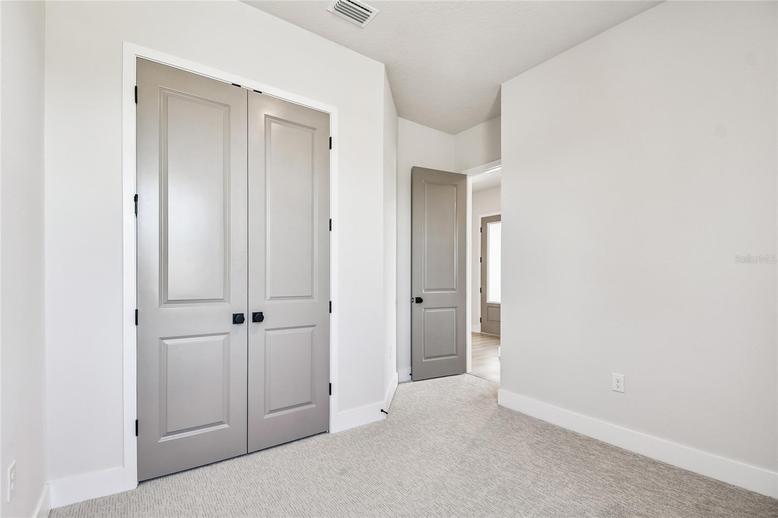 Image 29 of 42 For 18003 Foxtail Loop