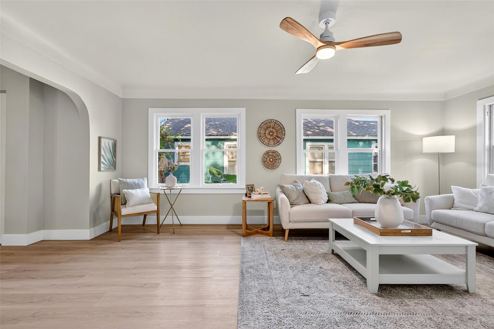 Image 15 of 79 For 2121 7th Avenue N