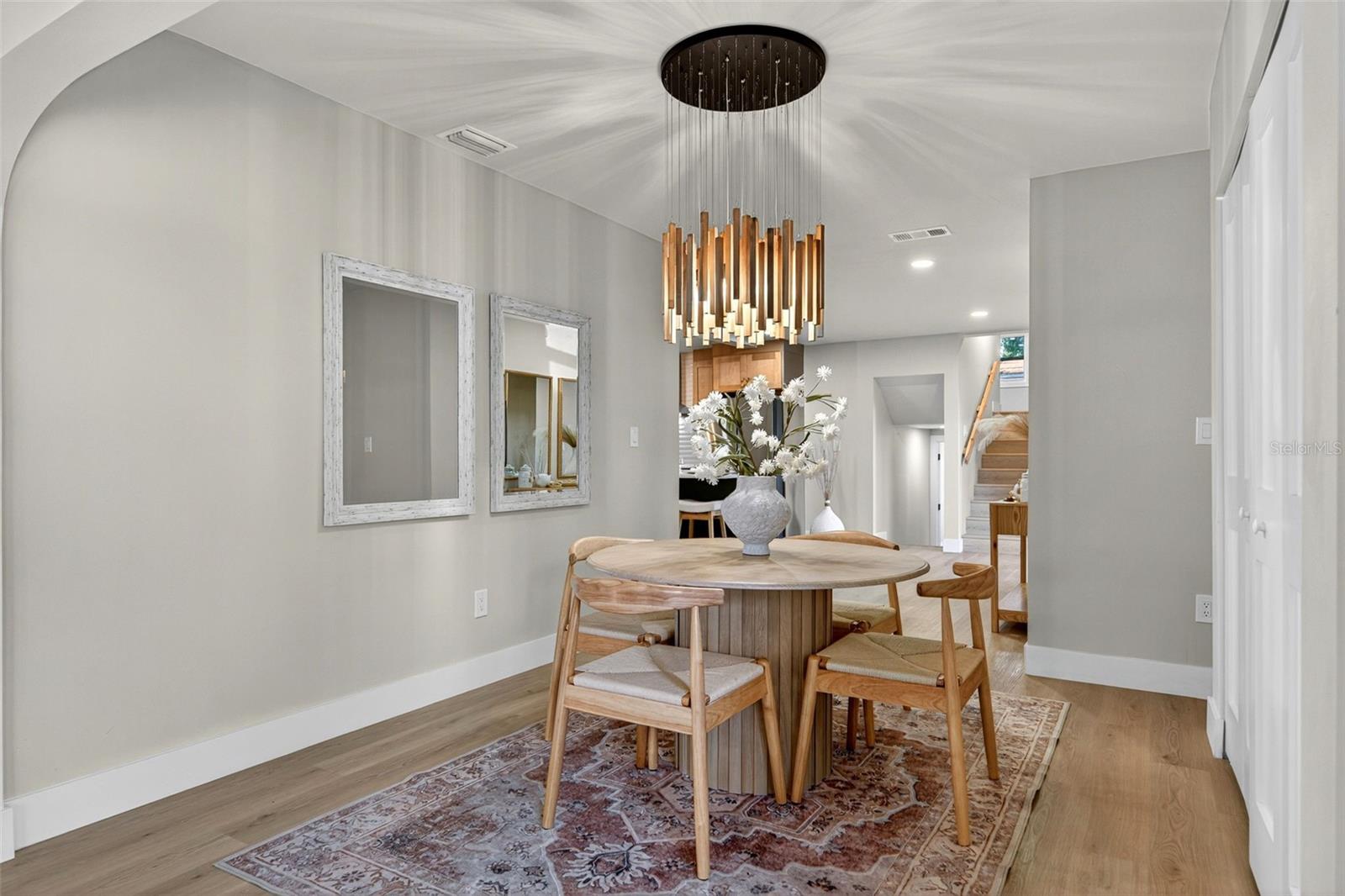 Image 19 of 79 For 2121 7th Avenue N
