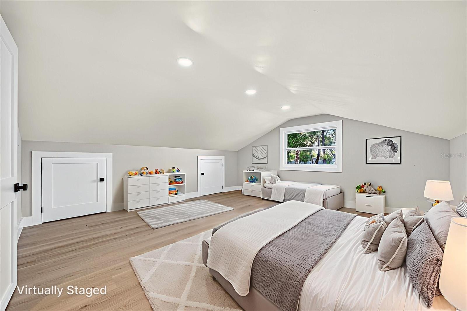 Image 58 of 79 For 2121 7th Avenue N