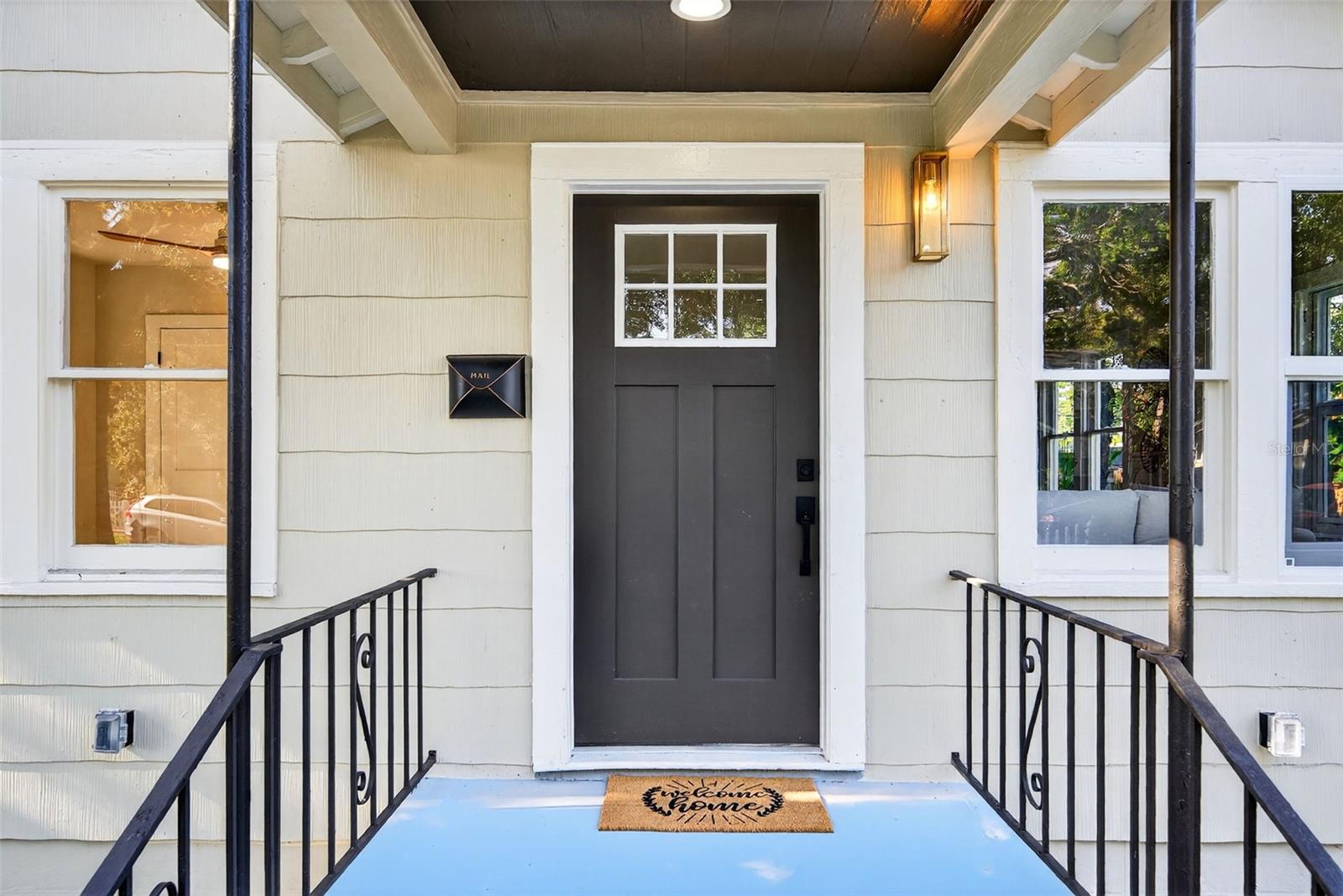 Image 9 of 79 For 2121 7th Avenue N