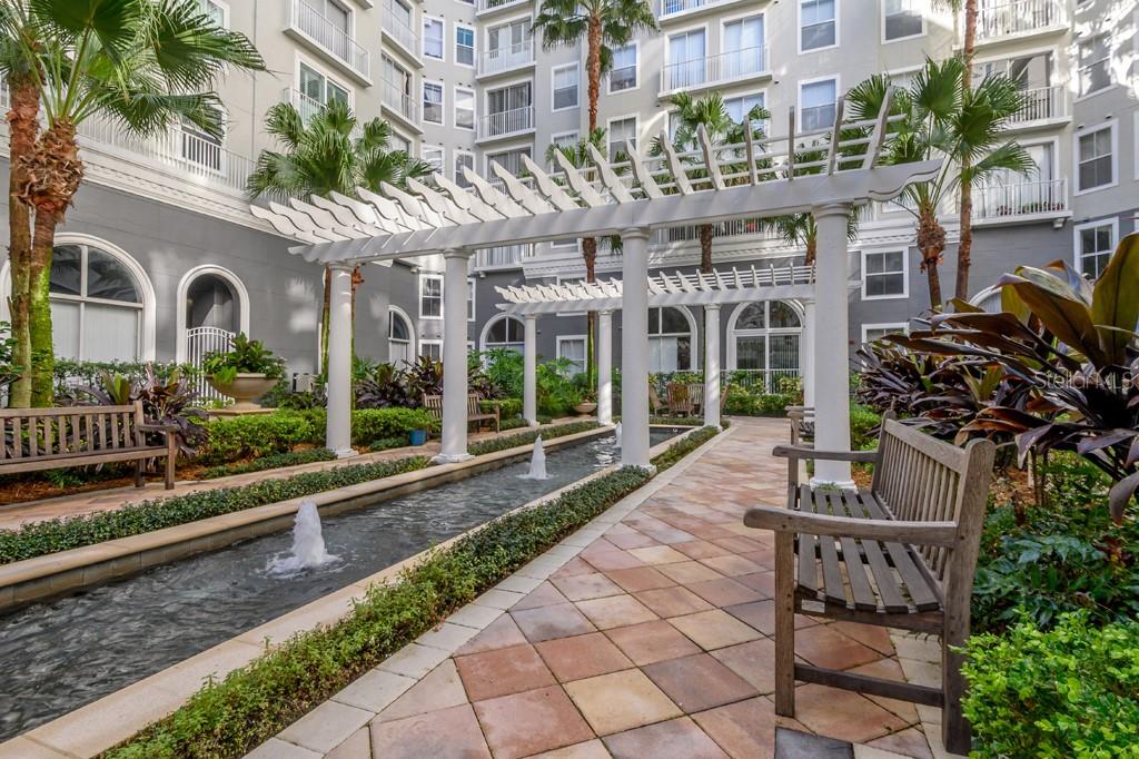 Image 41 of 59 For 700 Harbour Island Boulevard 104