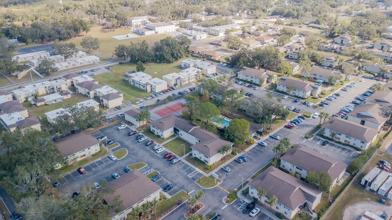Image 8 of 49 For 222 Berry Tree Place 222