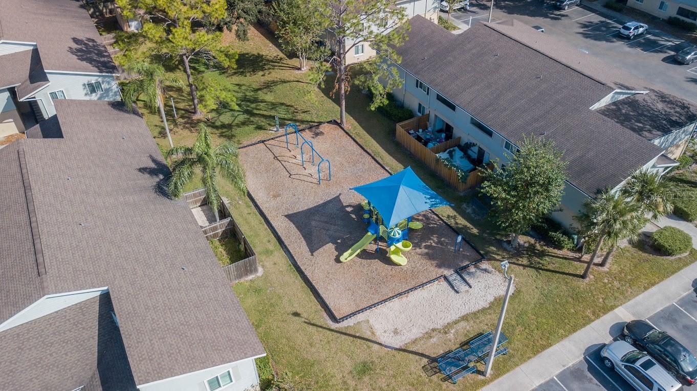 Image 9 of 49 For 222 Berry Tree Place 222