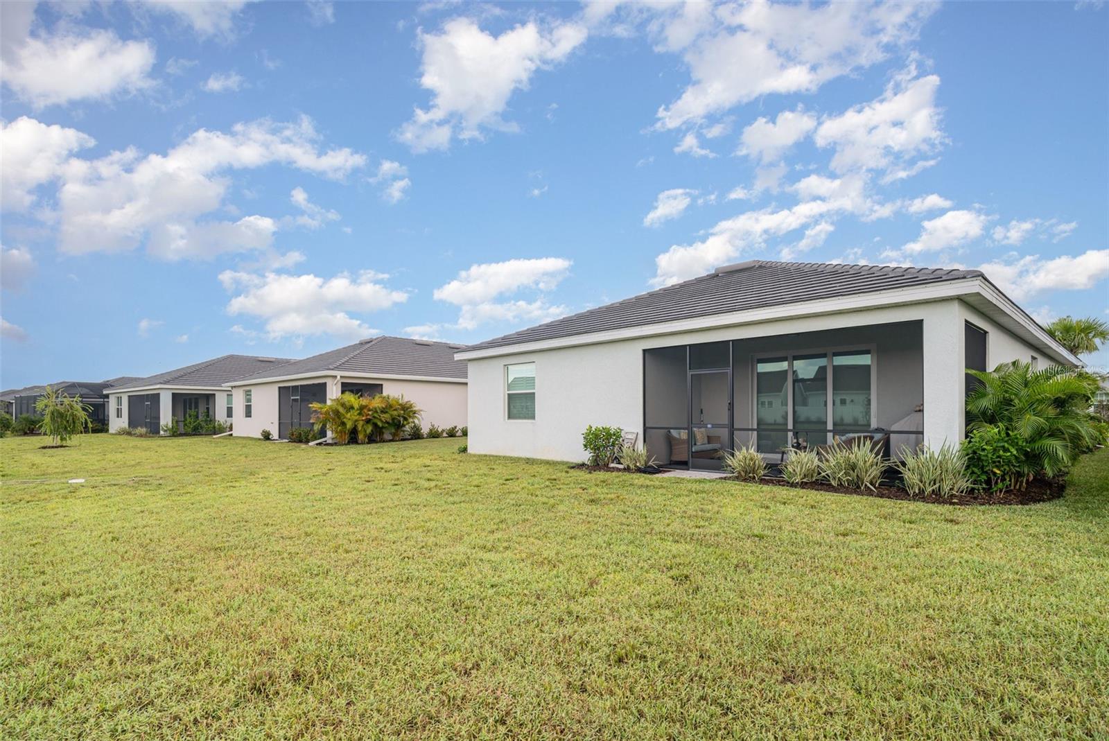 Image 14 of 15 For 11360 Burgundy Drive