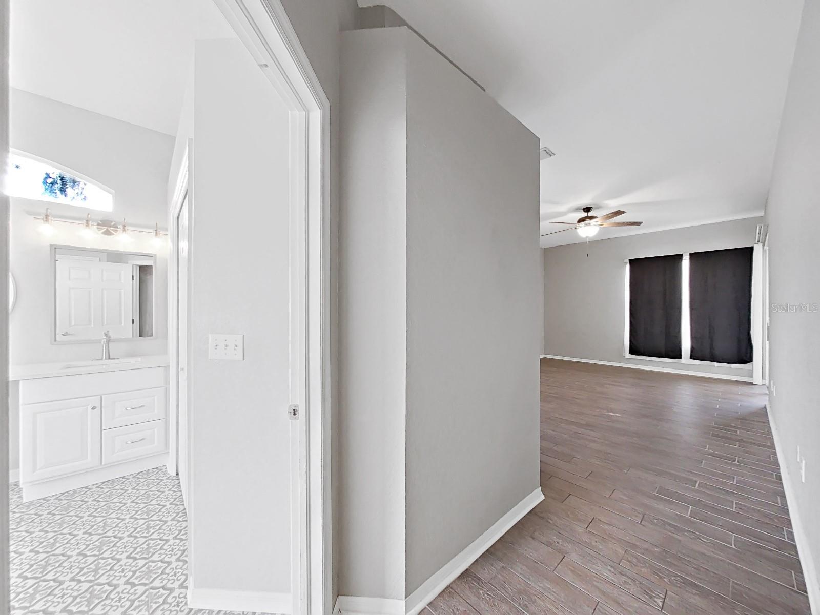 Image 11 of 33 For 3307 Kilmer Place