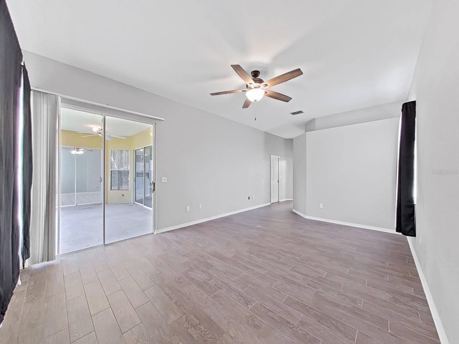 Image 13 of 33 For 3307 Kilmer Place